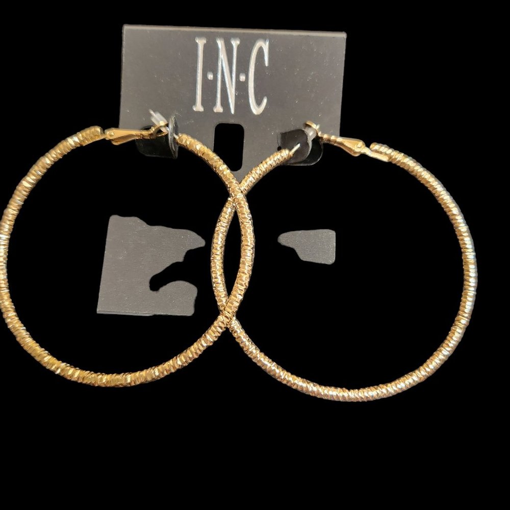 NWT Gorgeous  INC Gold Large Texture Hoop Metal Earrings - Picture 2 of 3